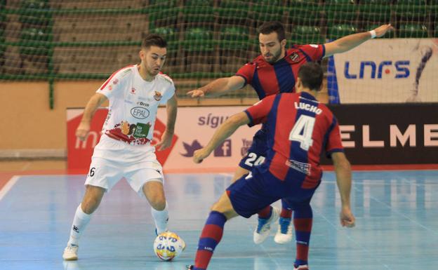 El Naturpellet Segovia muestra su peor versión