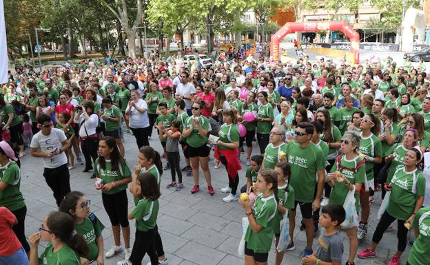 Marea verde en Palencia contra el cáncer