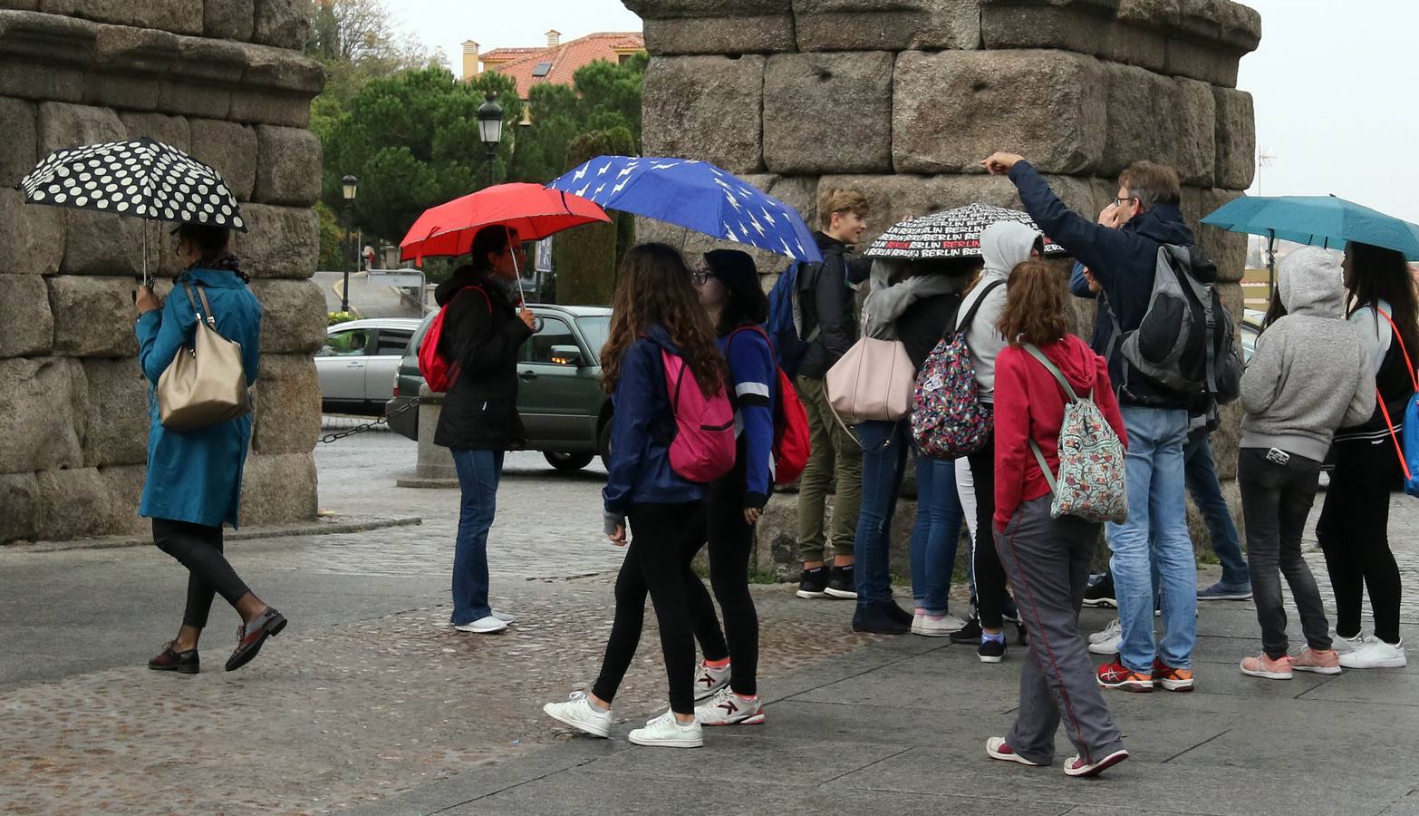 La lluvia hace acto de presencia en Segovia