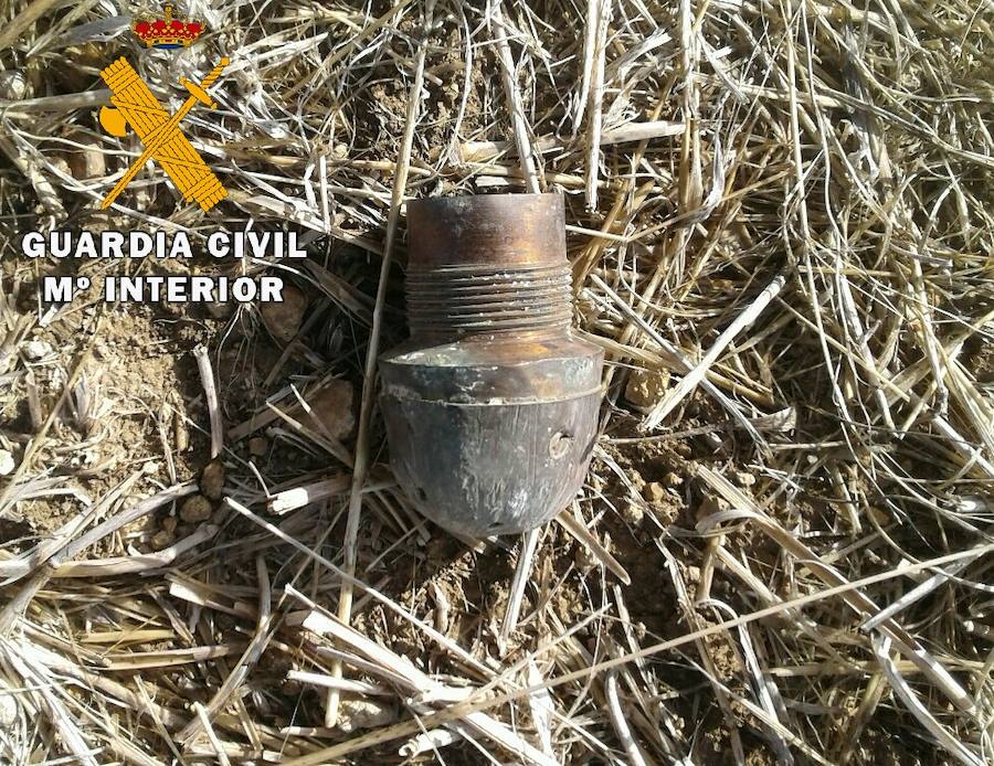La Guardia Civil destruye un artefacto explosivo hallado en Fuentes de Nava