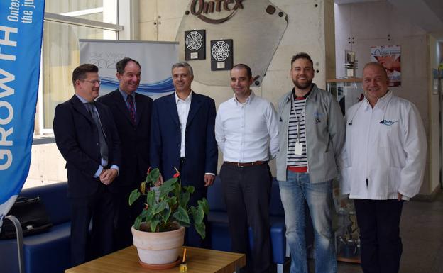 Ontex recibe la visita del embajador de Bélgica