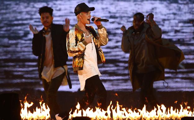 Justin Bieber rompe su silencio en las redes