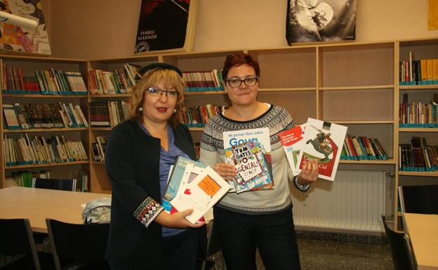 La biblioteca de Cuéllar dona libros a los colegios