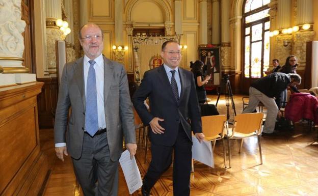 El juicio contra León de la Riva, Alfredo Blanco y Manuel Sánchez se celebrará sobre el mes de abril