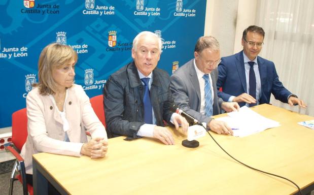 Palencia recibirá de la Junta 24,7 millones en tres años para servicios sociales