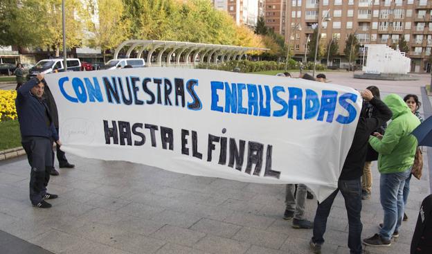 Los agentes aseguran que recibieron «agresiones constantes» durante los disturbios