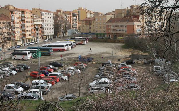 Los promotores del fallido residencial en el Velódromo, al banquillo