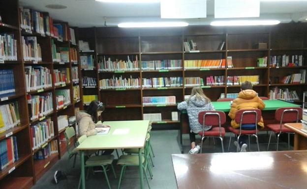 La biblioteca municipal prosigue con sus trabajos de renovación
