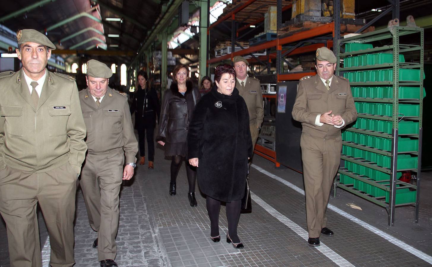 La corporación municipal visita la Base Mixta de Segovia