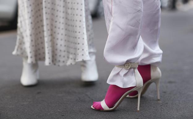 Tacones con calcetines, ¿horterada o tendencia?