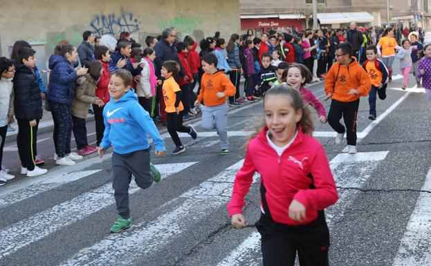 El colegio Ave María corre en solidaridad con Bolivia