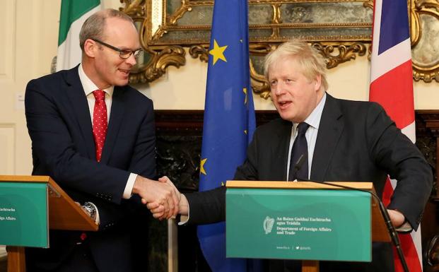 Dublín amenaza con vetar el avance del 'Brexit' en la cumbre de diciembre