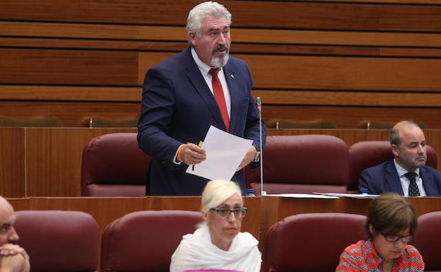 Ciudadanos pide a la Junta un informe sobre la peligrosidad del cruce de Peñafiel en Cuéllar