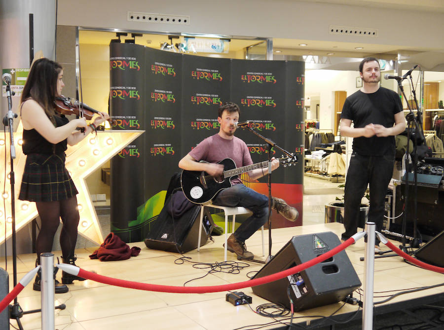 El Black Friday llena las tiendas en Salamanca