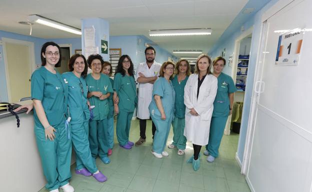 El hospital tiende a un parto humanizado y registra un descenso del número de cesáreas