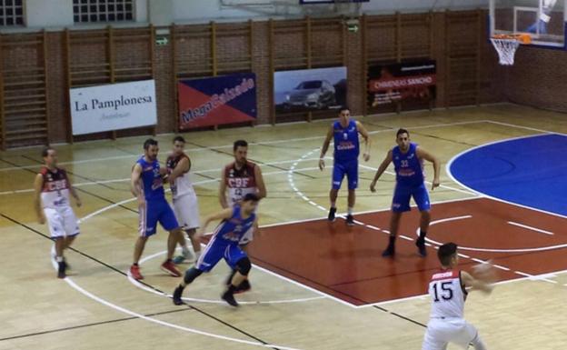 Tercera derrota consecutiva del C. B. La Flecha de Liga EBA