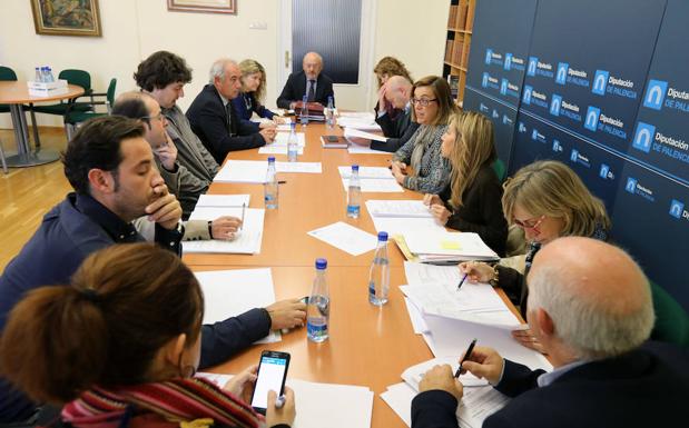 Un nuevo convenio con el Obispado permitirá restaurar 17 iglesias en Palencia