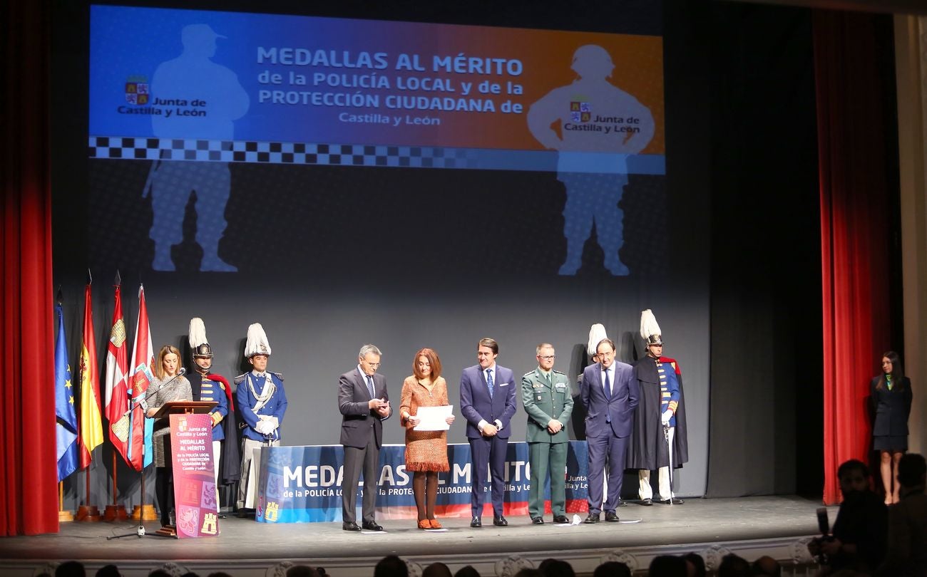 Servidores de la ley