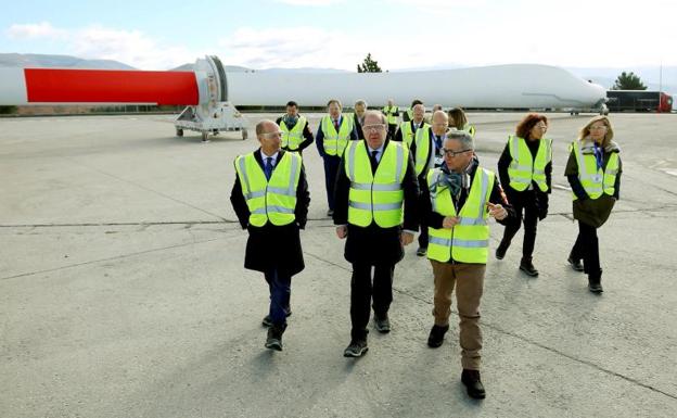 Herrera apuesta por las energías renovables contra el cambio climático