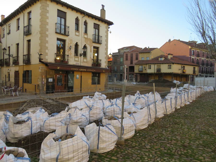 La Plaza del Grano hacia su remodelación final