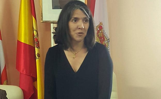 María Cuesta recupera la Alcaldía de Espirdo