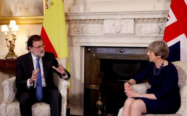 Rajoy ve una buena noticia el acuerdo sobre el Brexit: «Evita el riesgo de una ruptura traumática»