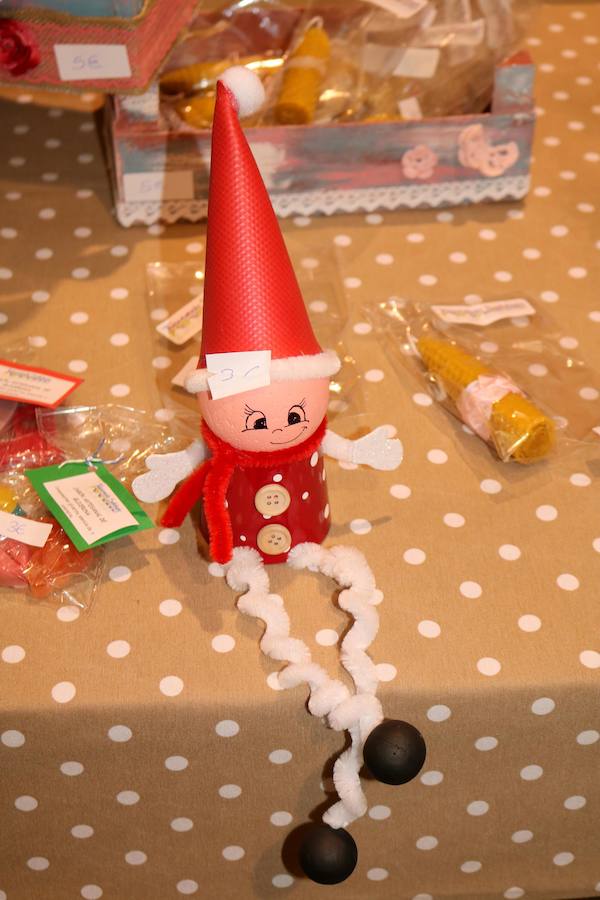 Un mercadillo recauda fondos para los afectados por el autismo en Torquemada