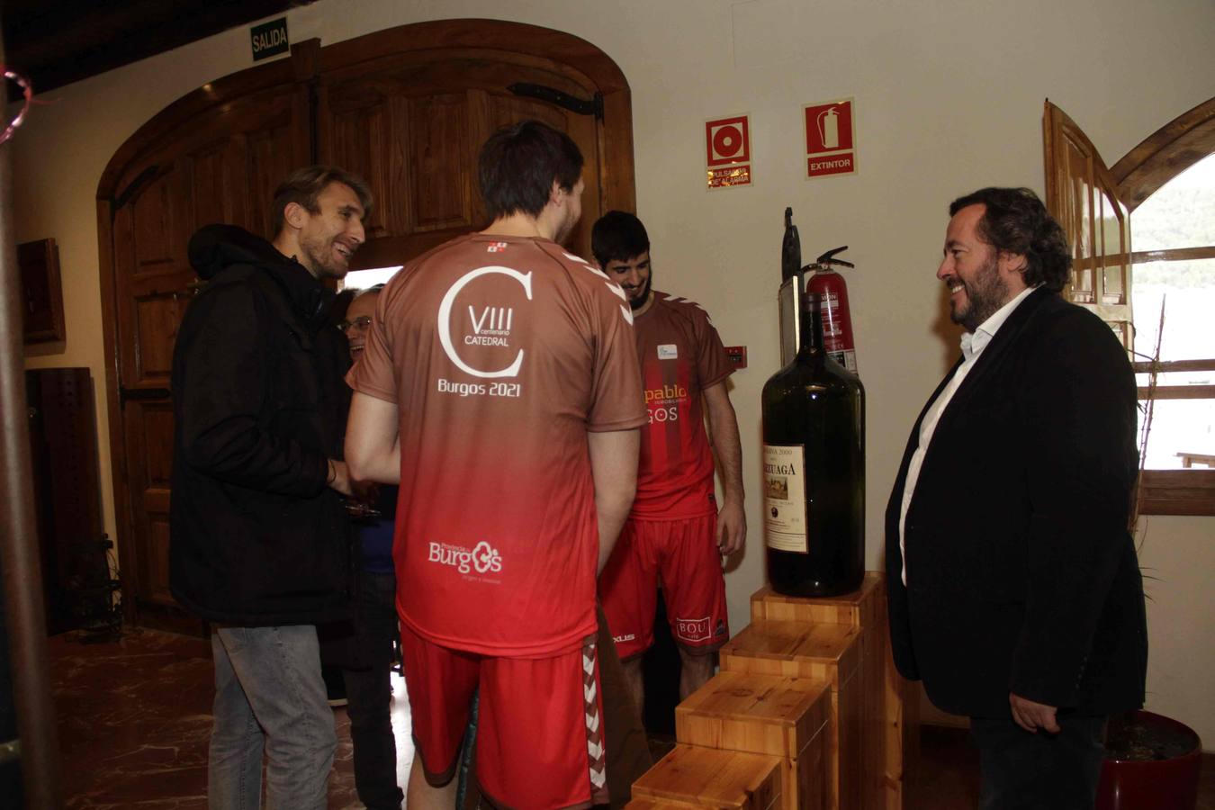 Presentación de la tercera equipación del San Pablo de Burgos patrocinada por Arzuaga