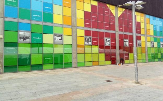 Restauran el mural en honor a las víctimas del terrorismo