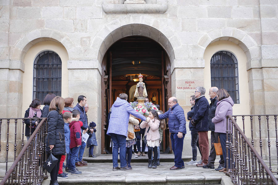 Procesión del Niño Jesús de Praga en Alba de Tormes