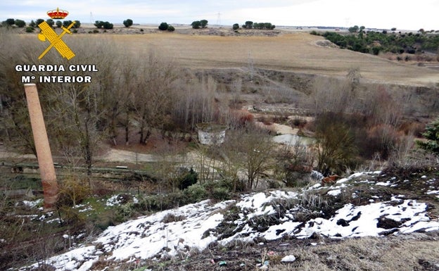 Rescatado un anciano que se precipitó por la pendiente del río Adaja