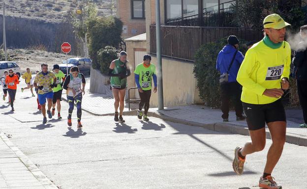 La cuarta cita de la Liga de Cross de Cabrerizos puede decidir ya la general masculina y femenina
