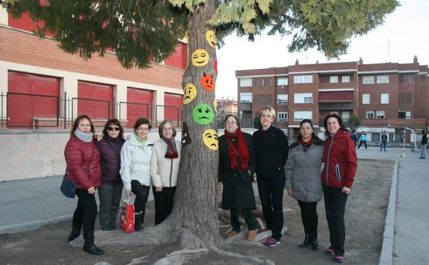 Los ‘emojis’ toman el colegio Santa Clara de Cuéllar