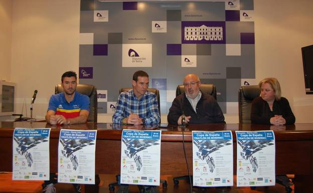 Vinuesa abre la temporada de triatlón en España