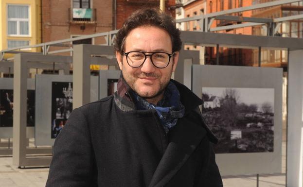 La Agrupación Musical de Guardo concede su premio de honor al actor Carlos Santos