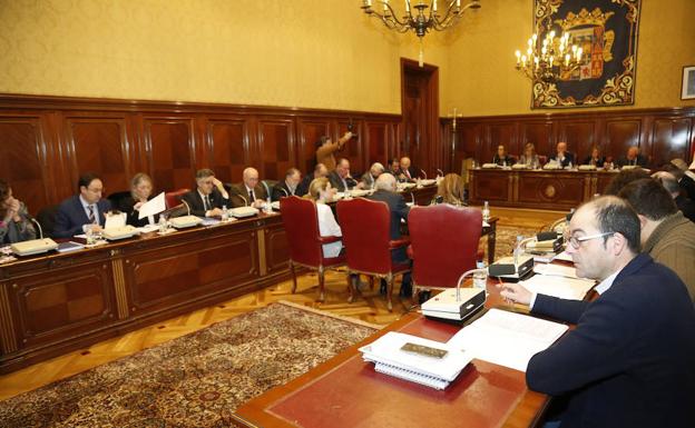 El PP se queda solo en la Diputación de Palencia en la defensa de la prisión permanente