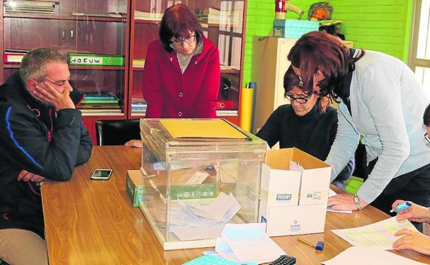 El colegio de Torquemada no consigue en el séptimo intento la jornada continua