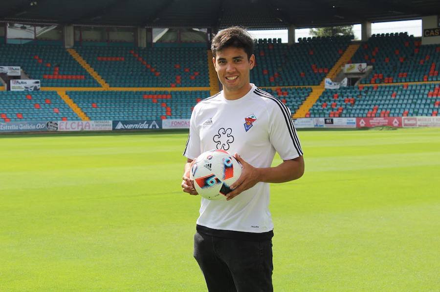 El CF Salmantino UDS cierra el capítulo de bajas con la salida de Diego Franco