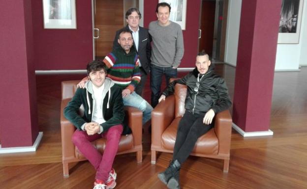 Ron Lalá salta del Siglo de Oro al año 2037 con 'Crimen y telón'