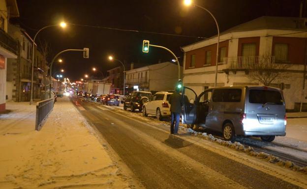 Malestar entre los transportistas segovianos por el último corte de tráfico en la AP-6