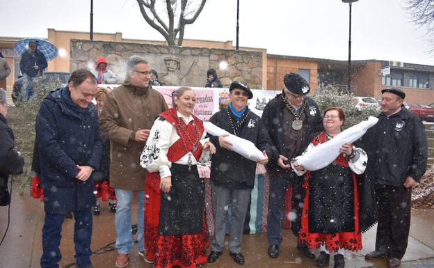 La nieve no puede con la primera jornada de la Matanza Típica