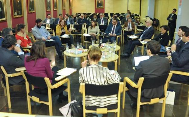 El Colegio de Abogados de Valladolid analiza la influencia de las nuevas tecnologías en la abogacía