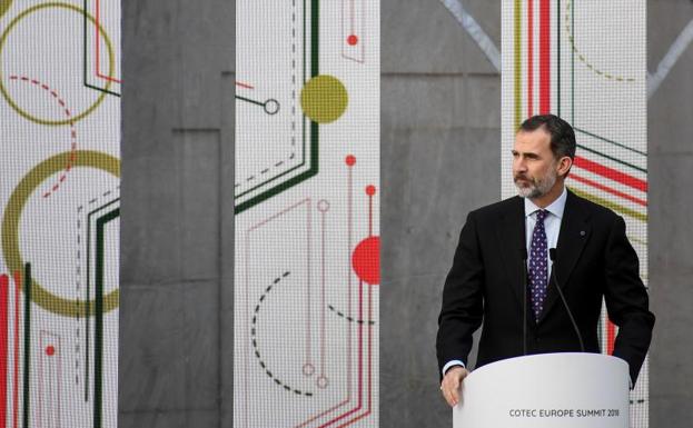 El Rey aboga por preparar mejor a los jóvenes para la «economía automatizada»