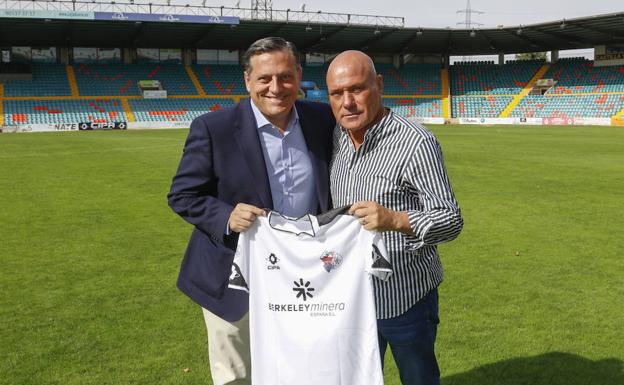 El CF Salmantino echa a Calderé tras su pobre rendimiento