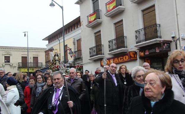 Miles de arevalenses honran a la Virgen de las Angustias en su fiesta