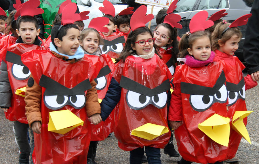 Los colegios anticipan la llegada del carnaval