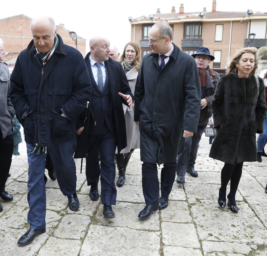 Visita a la Iglesia de Santa Eulalia de Fernando Benzo y Tibor Navraccics