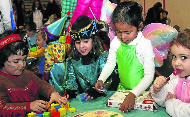 La segunda fiesta infantil cierra el carnaval de Cuéllar
