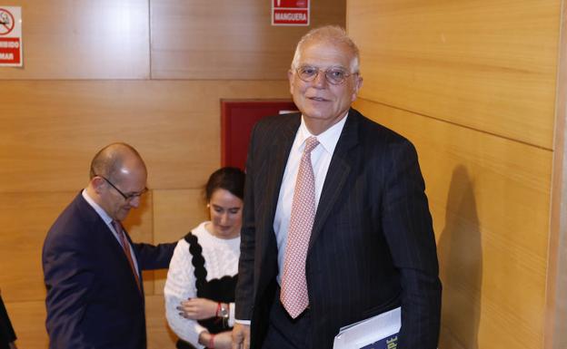 Borrell recalca que «la pelota está en manos de los independentistas»