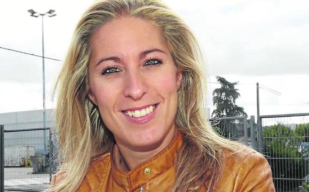 Mónica G. Álvarez: «Los supervivientes del Holocausto nos alientan a no olvidarlo»